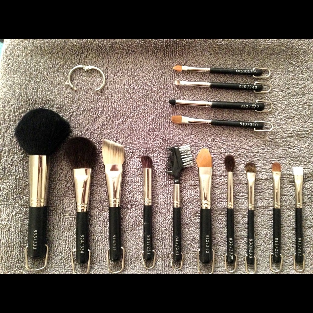 Japonesque makeup brushes